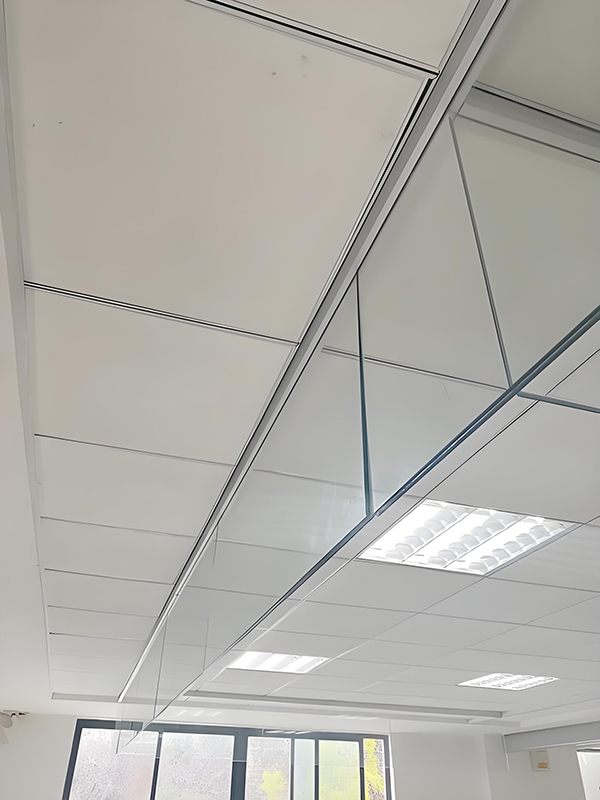 灵台玻璃灵台挡烟垂壁