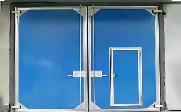 灵台工业平开门