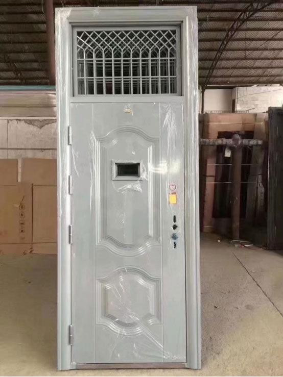 灵台学校教室门 灵台学校教室门