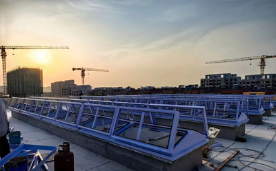 消防灵台排烟窗开启角度