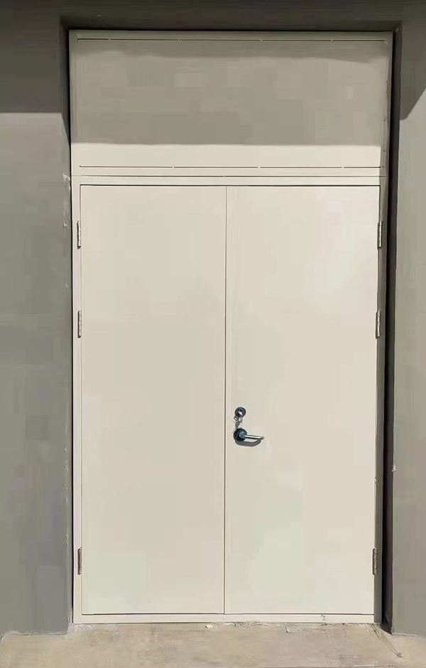 展览馆项目完成大跨度灵台防火门安装